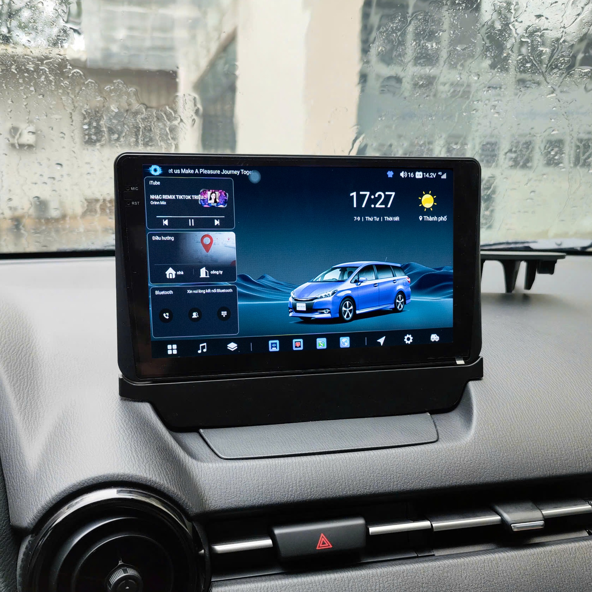 bao-gia-man-hinh-android-o-to-dcte