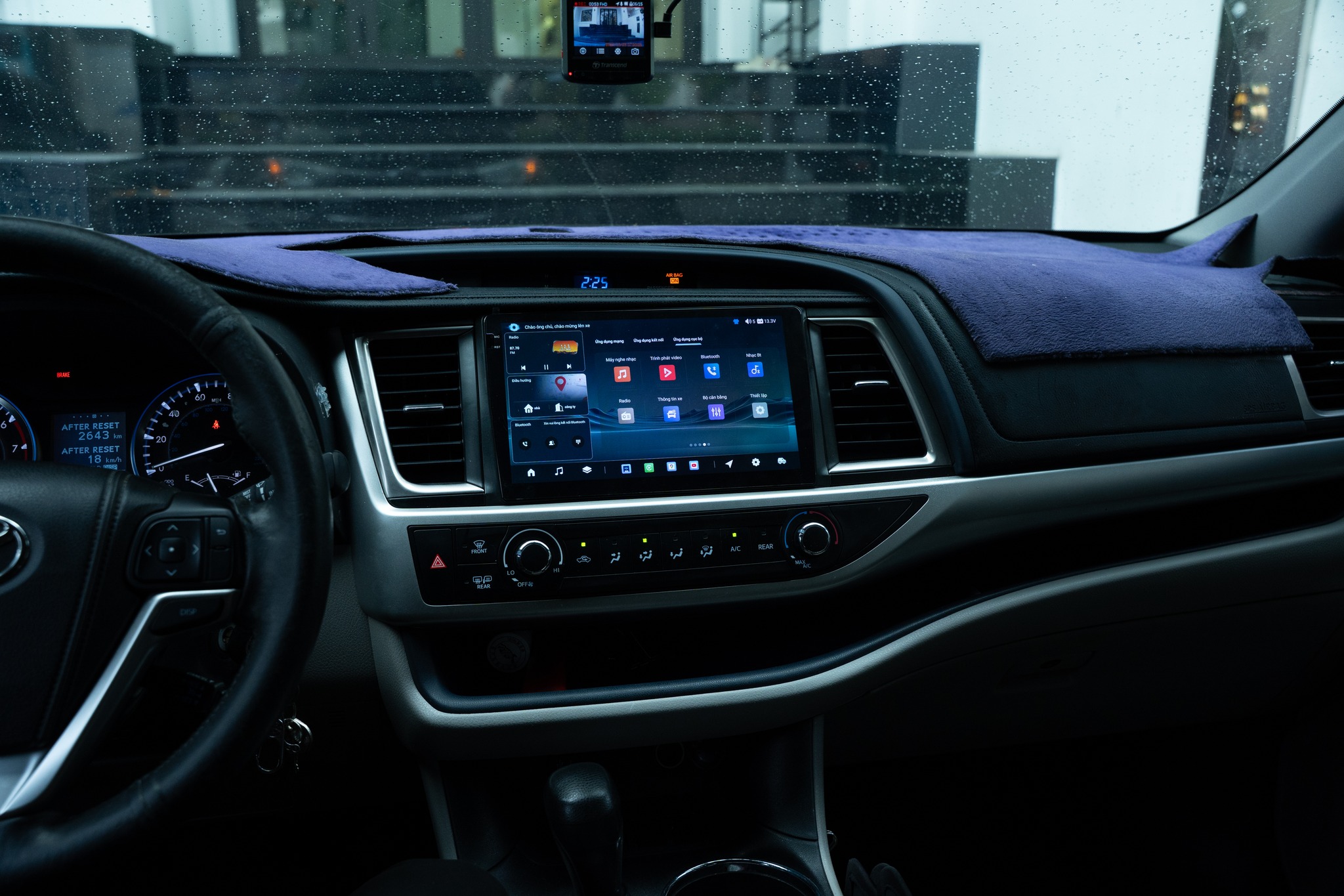 man-hinh-android-o-to-tot-nhat-hien-nay-dctech-dc-h500