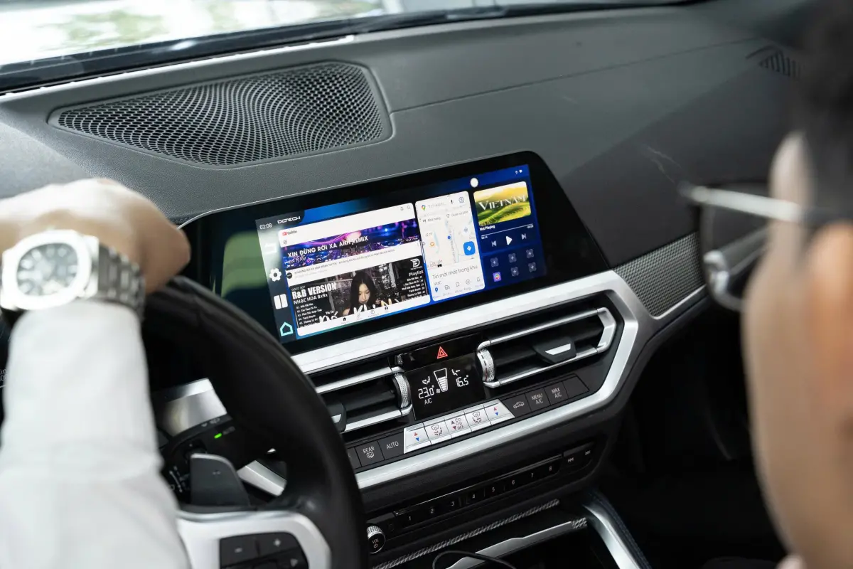 DCTECH B600 Android box for cars