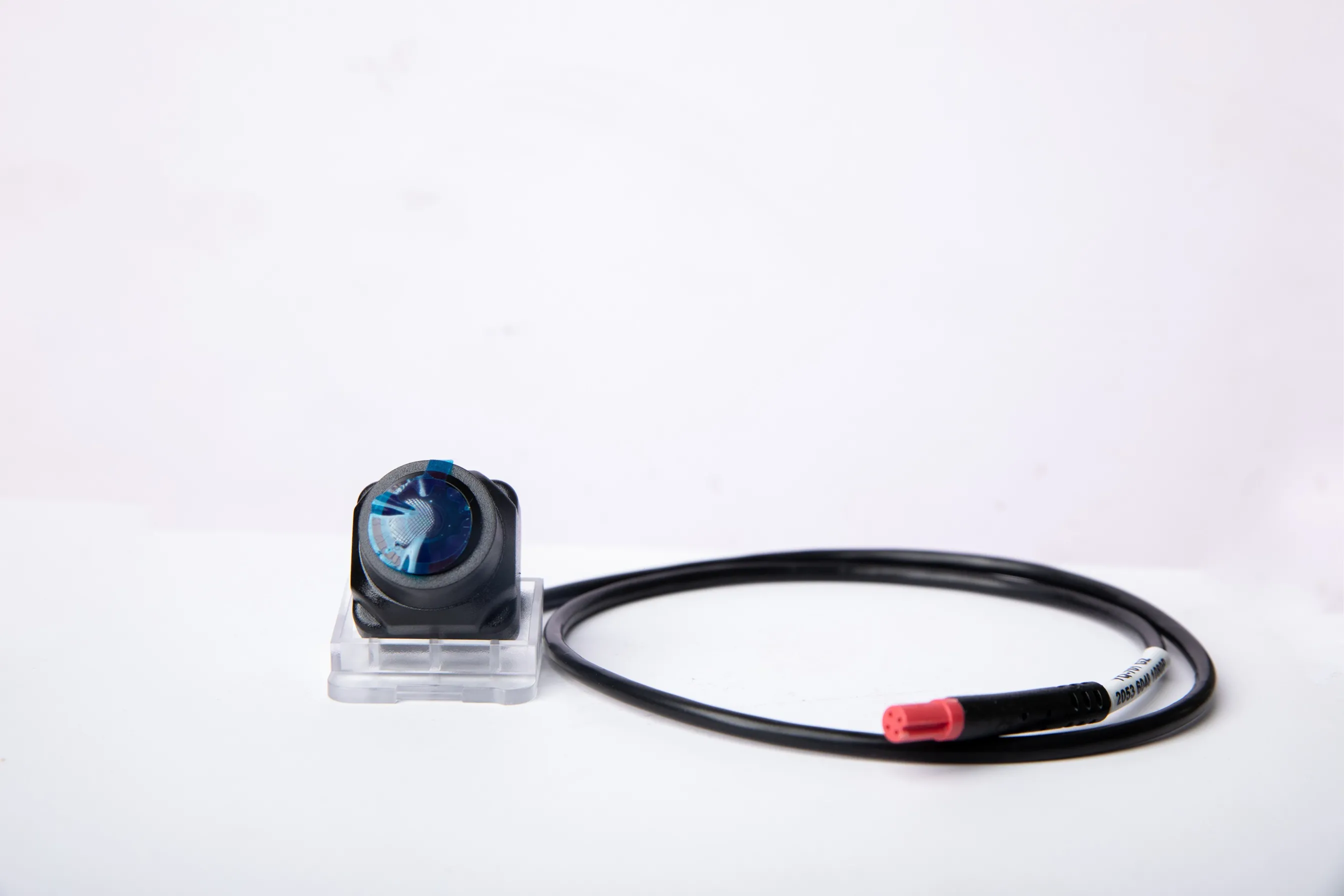 Camera 360 độ cho ô tô PROTECH 5 tích hợp màn hình Android
